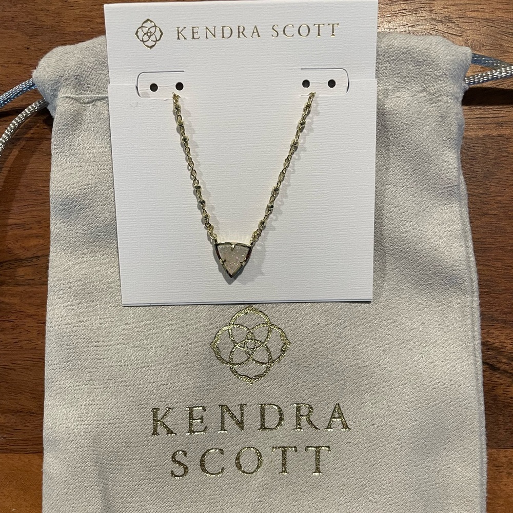KENDRA SCOTT Perry Necklace